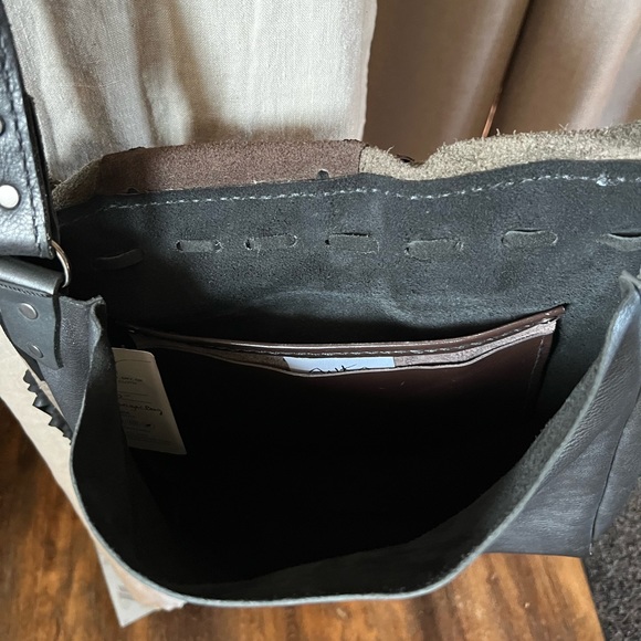 Handmade Leather Messenger Bag with Fringe - Picture 6 of 10